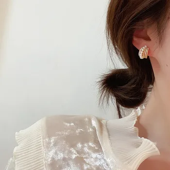 Korėjos Multi-layer Elegantiškas Baroko Perlas Kristalų Cirkonis Hoopas Auskarai Moterims Ratas Papuošalai Dovanos 2020 Nereguliarus vestuvių Retro