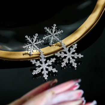 Pendientes cristalinos del copo de nieve de la manera pendientes de las senoras mujeres de las parejas regalos